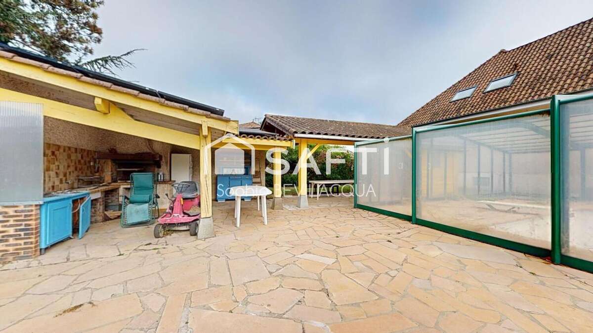 Photo 4 - Maison à FONTAINES-SAINT-MARTIN