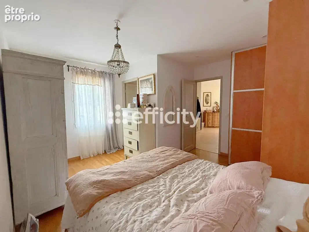 Maison 5 pièces 150 m² à vendre à Nans-Les-Pins (83860) - photo 8