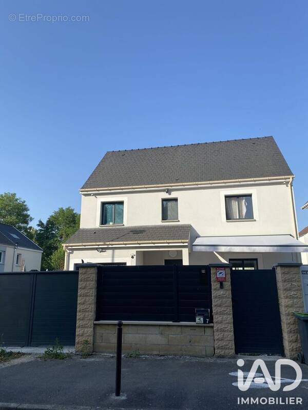 Photo 1 - Maison à MORET-SUR-LOING