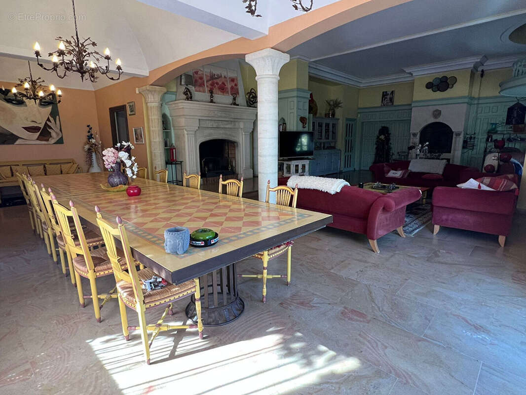 Demeure de prestige avec vue panoramique - 8 chambres - 1 ha de terrain - Ardèche Sud - photo 6