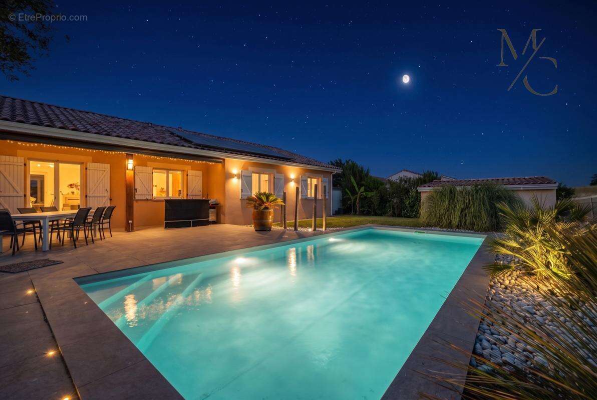 Maison T5 tout confort avec garage et piscine à Aussonne - photo 18