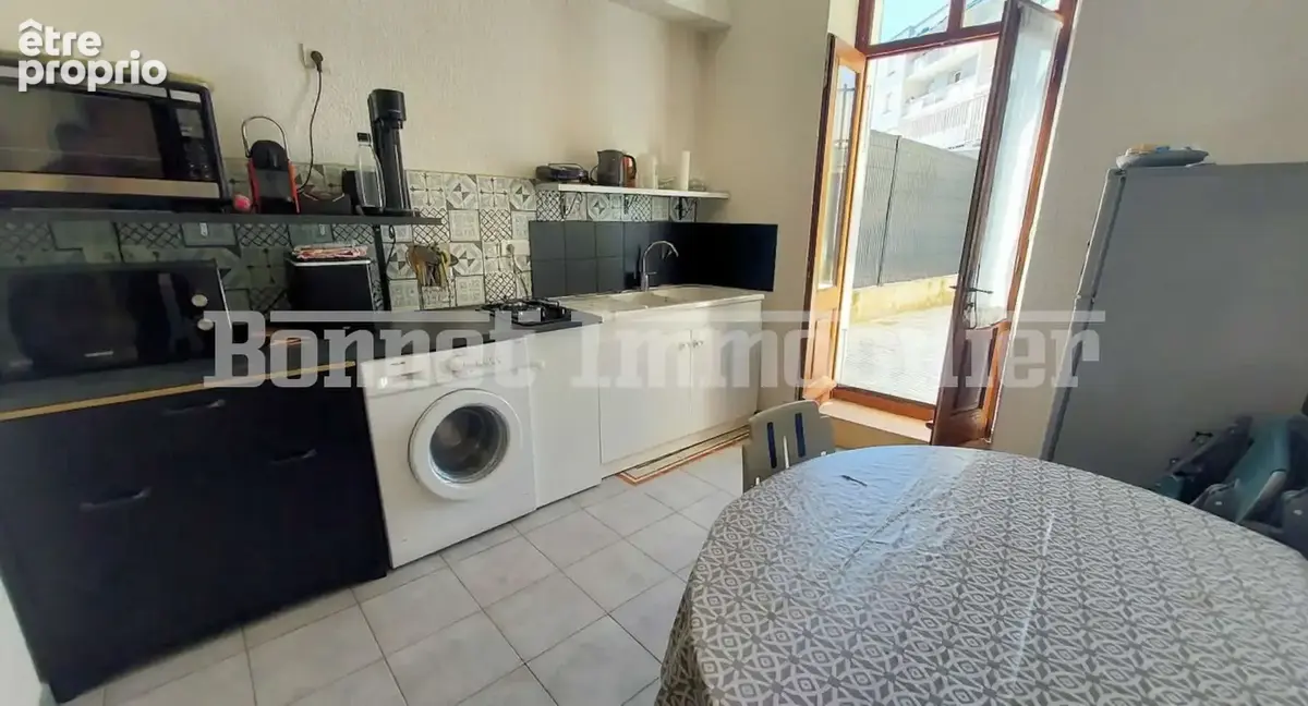 Appartement à NYONS