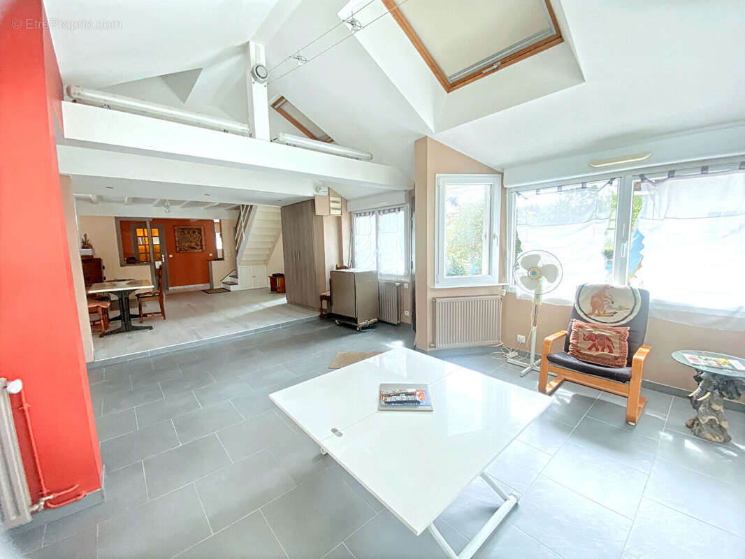 Maison à TREMBLAY-EN-FRANCE