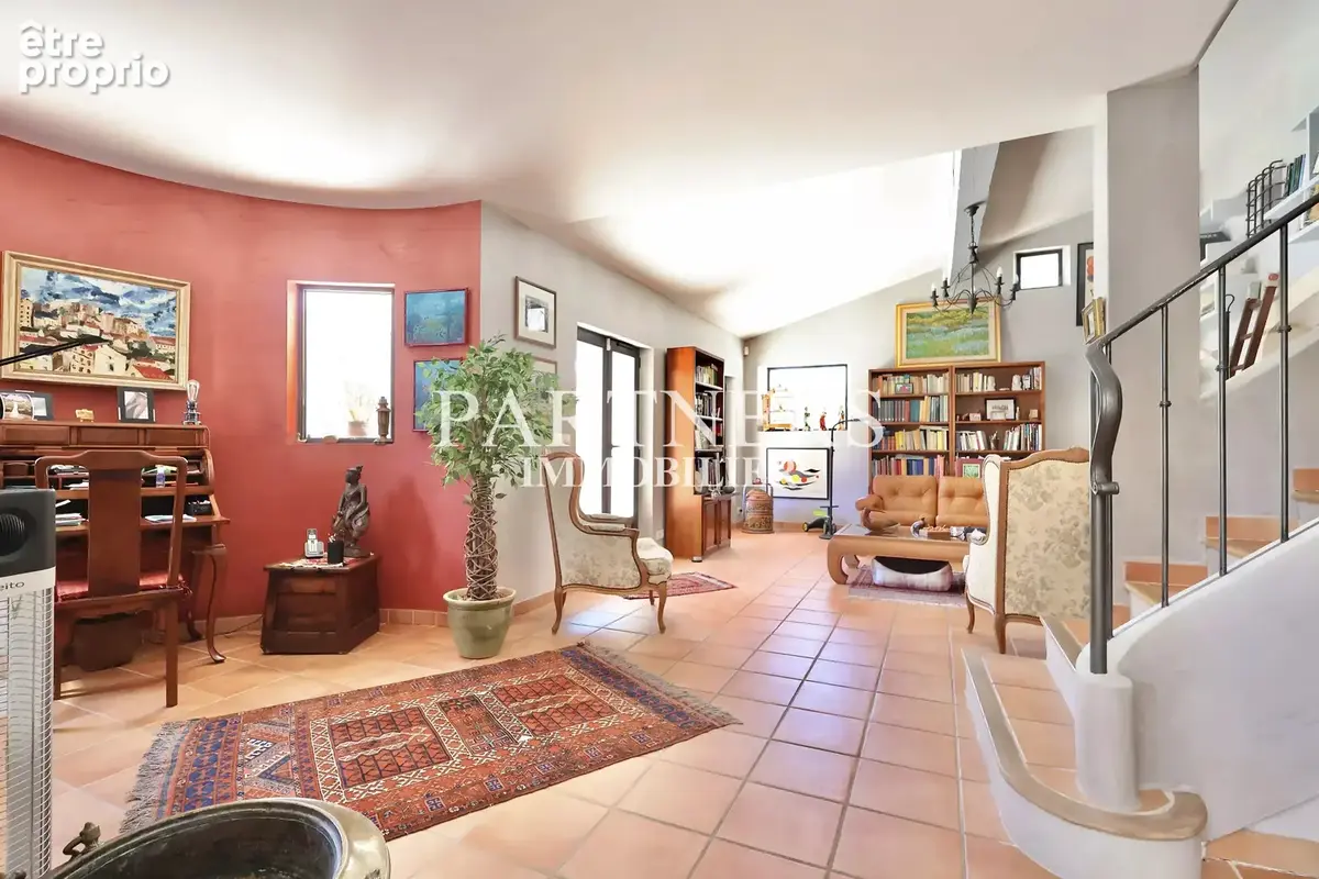 Maison 5 pièces 200 m² à vendre à Le Tholonet (13100) - photo 7