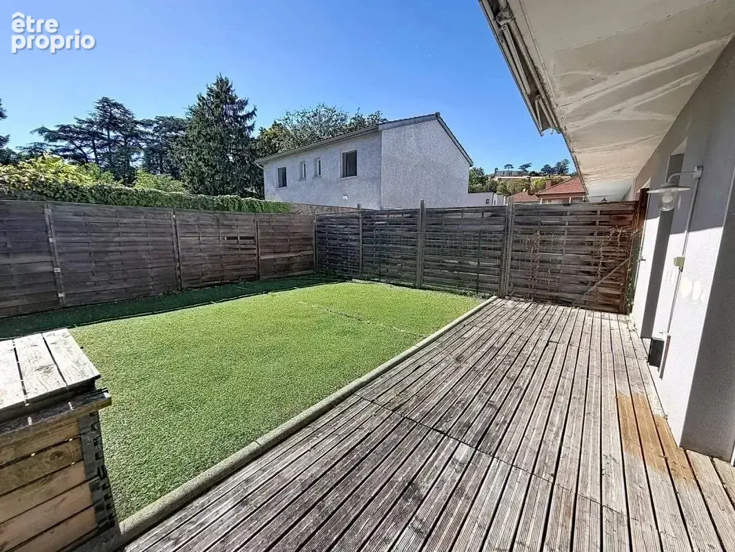 Maison  contemporaine avec terrasse et jardin aux portes de Lyon - photo 5
