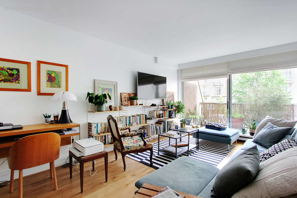 Appartement à PARIS-10E