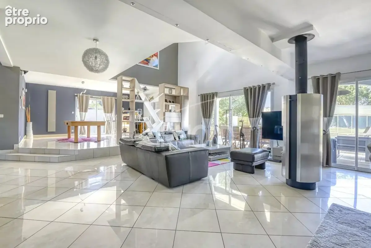 Maison contemporaine avec piscine - photo 2