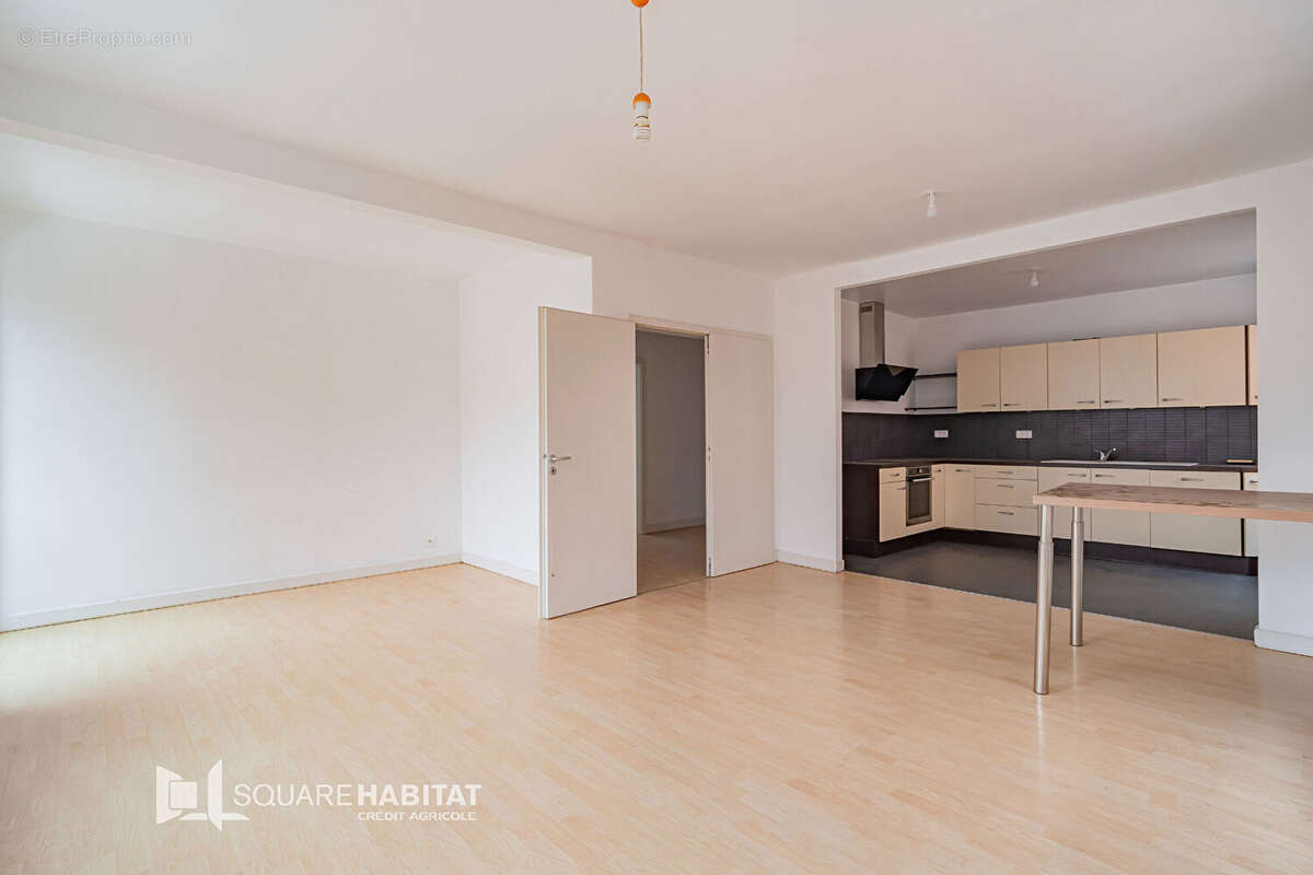 Appartement à DANNEMARIE