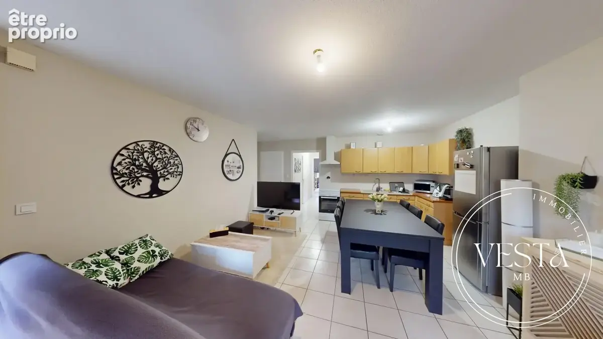 Appartement 200 m² à Moirans-En-Montagne  - photo 4