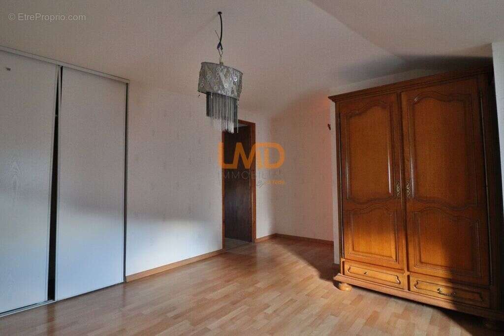 Maison à JONCELS