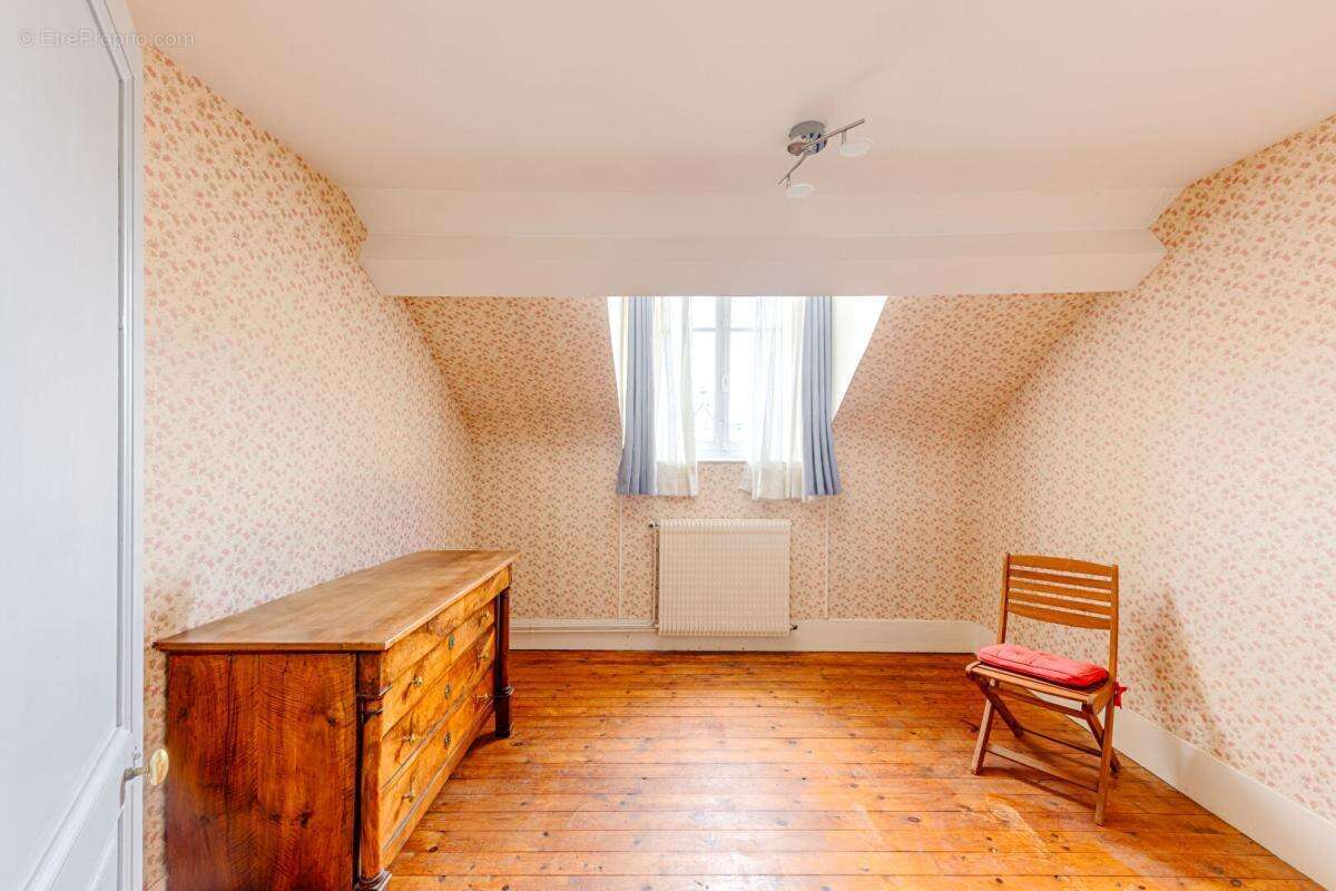 Maison à MAGNY-EN-VEXIN