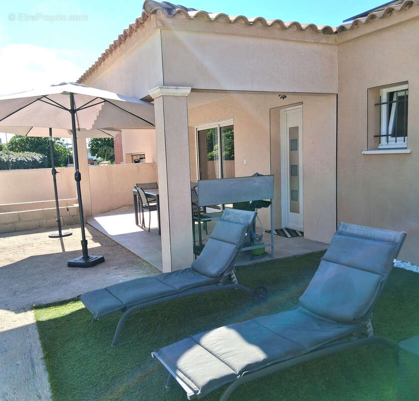 Maison à POUZOLLES