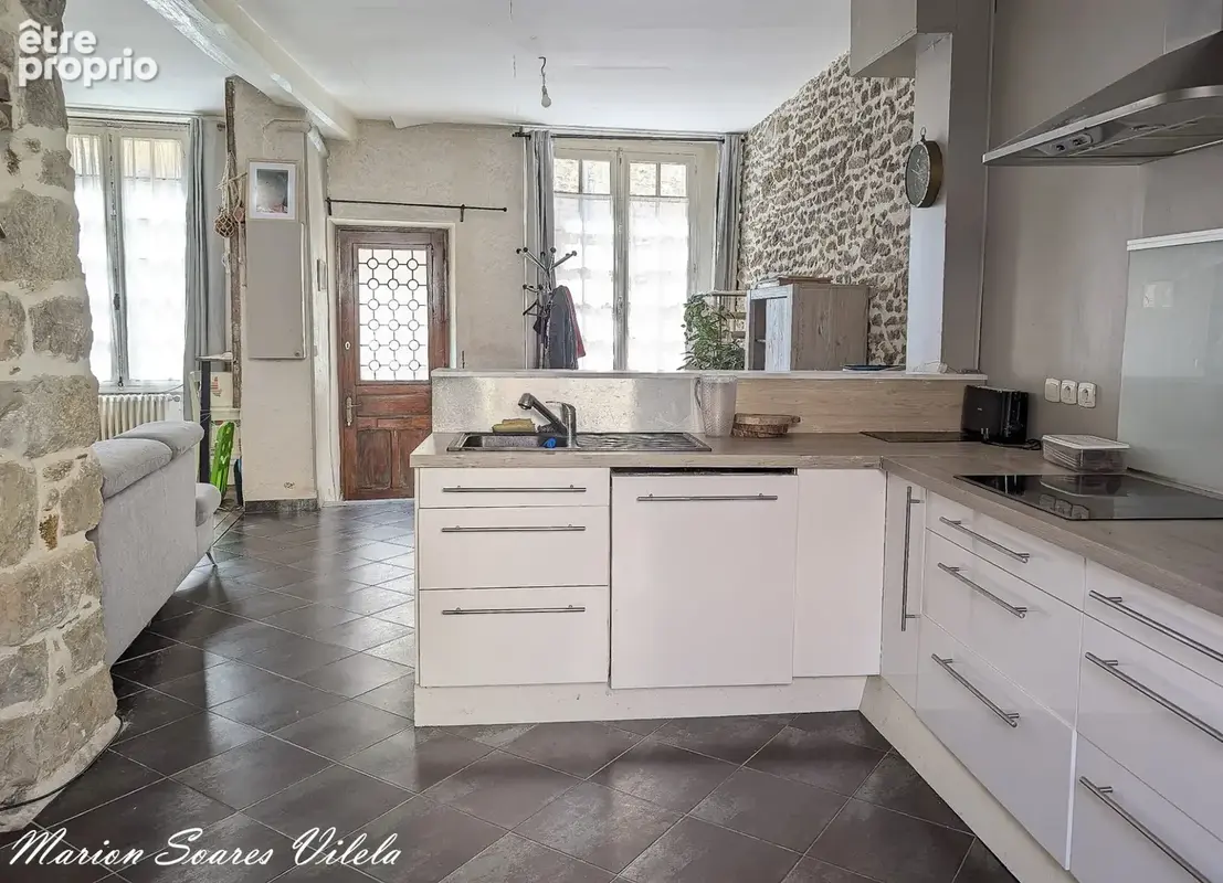 Maison de caractère de 99 m² avec cour + grenier aménageable - photo 8