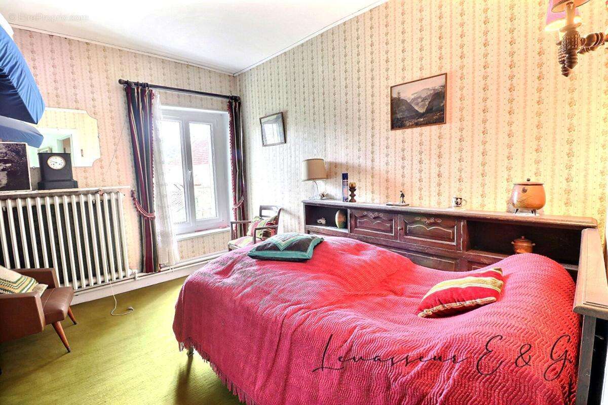 Maison à ANGY