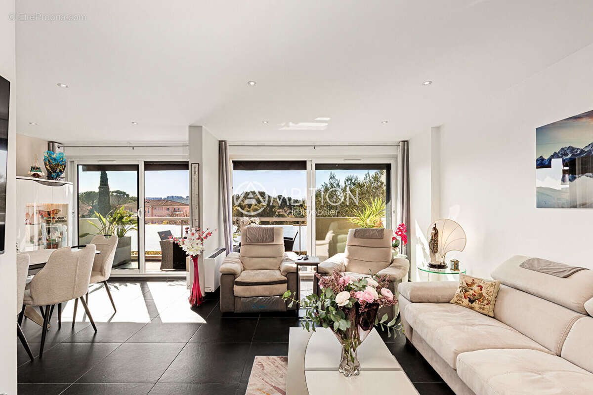 Appartement à SAINT-RAPHAEL