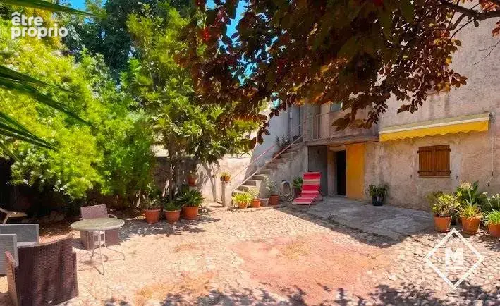 Appartement à MARSEILLE-2E