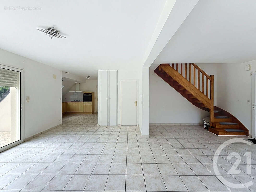 Maison 94 m² à Lannion  - photo 3