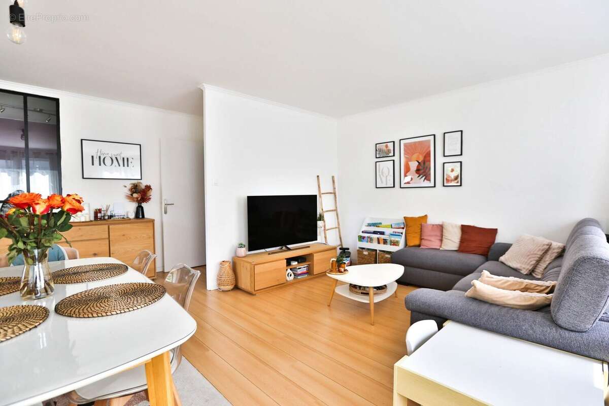 Appartement 84 m² à Villiers-Sur-Marne  - photo 2