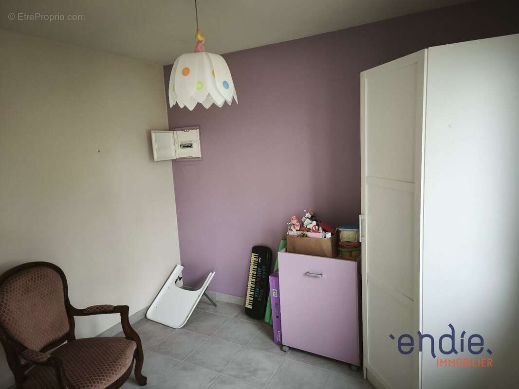 Maison à THENEUILLE