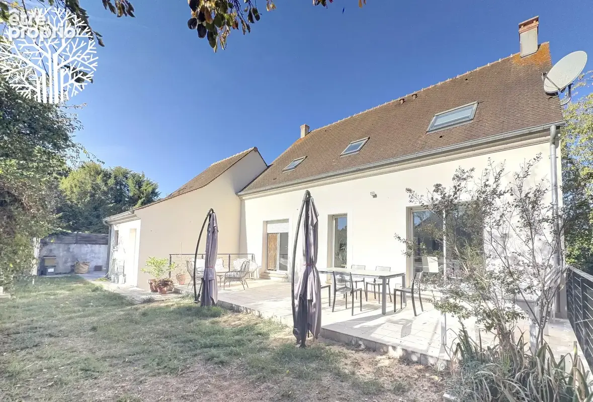 Maison familiale avec sous-sol total, grand garage - photo 2