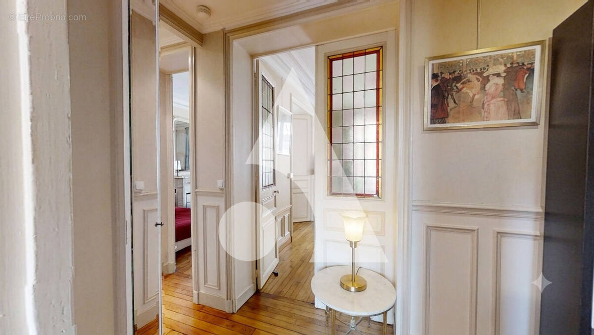 Appartement à LA GARENNE-COLOMBES