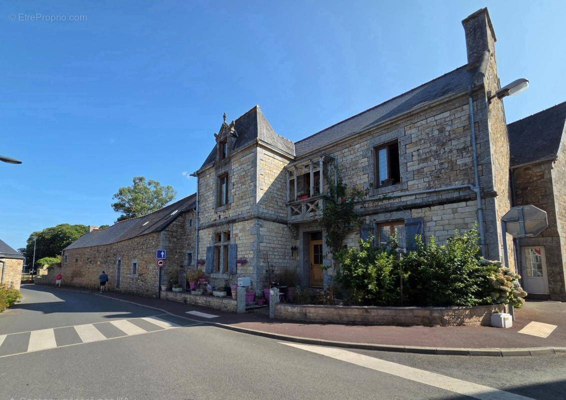 Maison à LOUARGAT