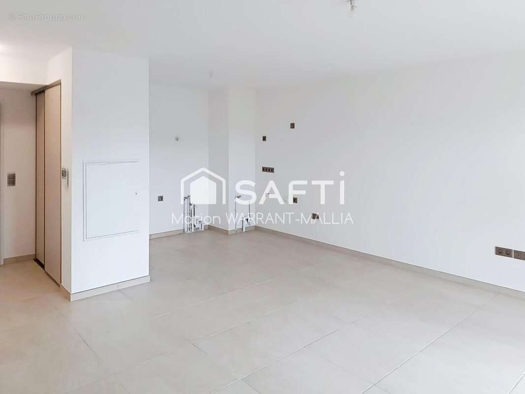 Photo 3 - Appartement à FREJUS