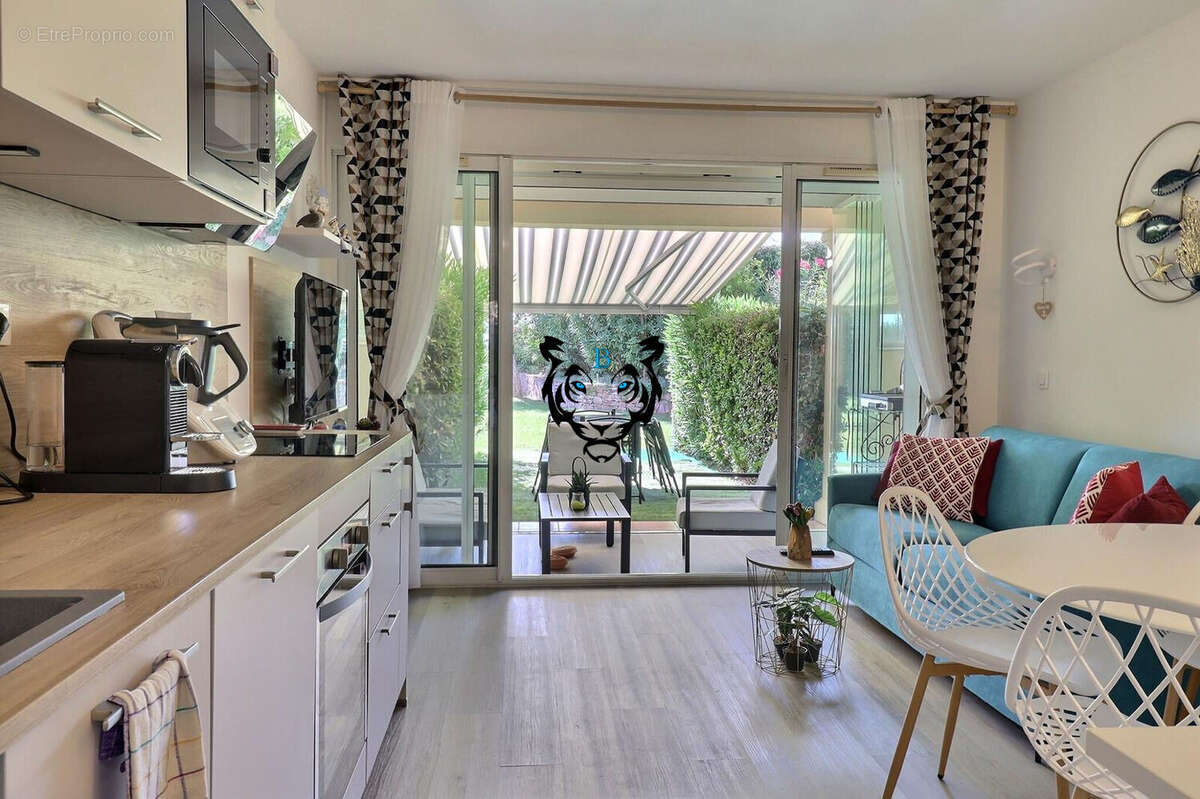 Appartement à LES ISSAMBRES