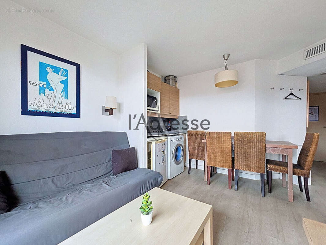 Appartement Cannes La Bocca 2 pièces 25m2 - photo 3