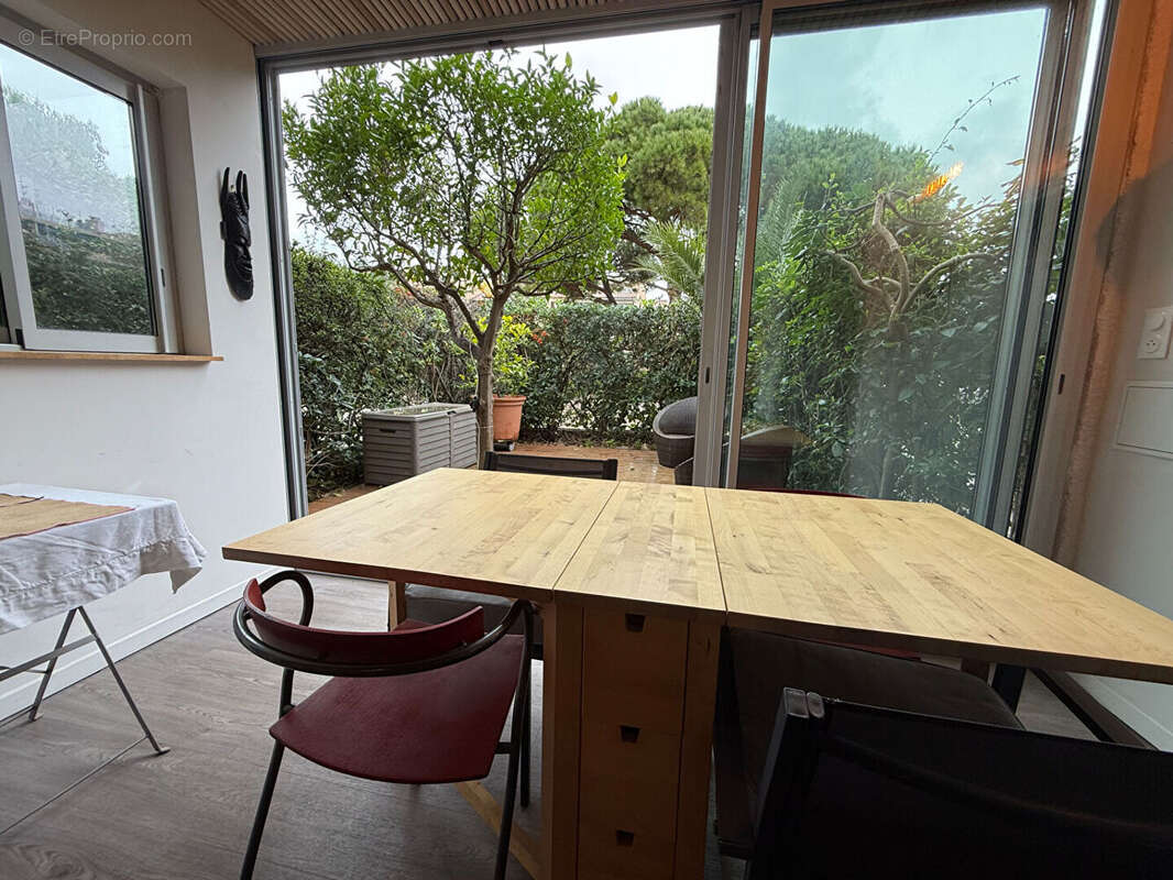 Appartement à SAINT-MANDRIER-SUR-MER