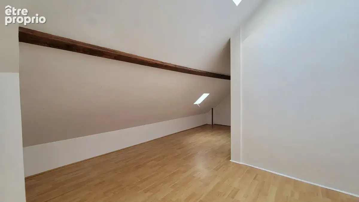 Appartement à vendre à Le Palais : Vue sur les fortifications et coeur historique - photo 7