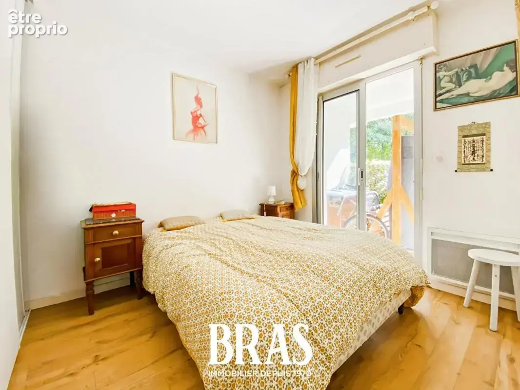 À vendre - Charmant type 2 avec terrasse, jardin privatif et parking - La Baule-Les Pins - photo 5