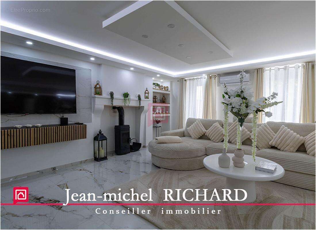 Maison La Vernelle 4 pièce(s) 117 m2 - photo 4