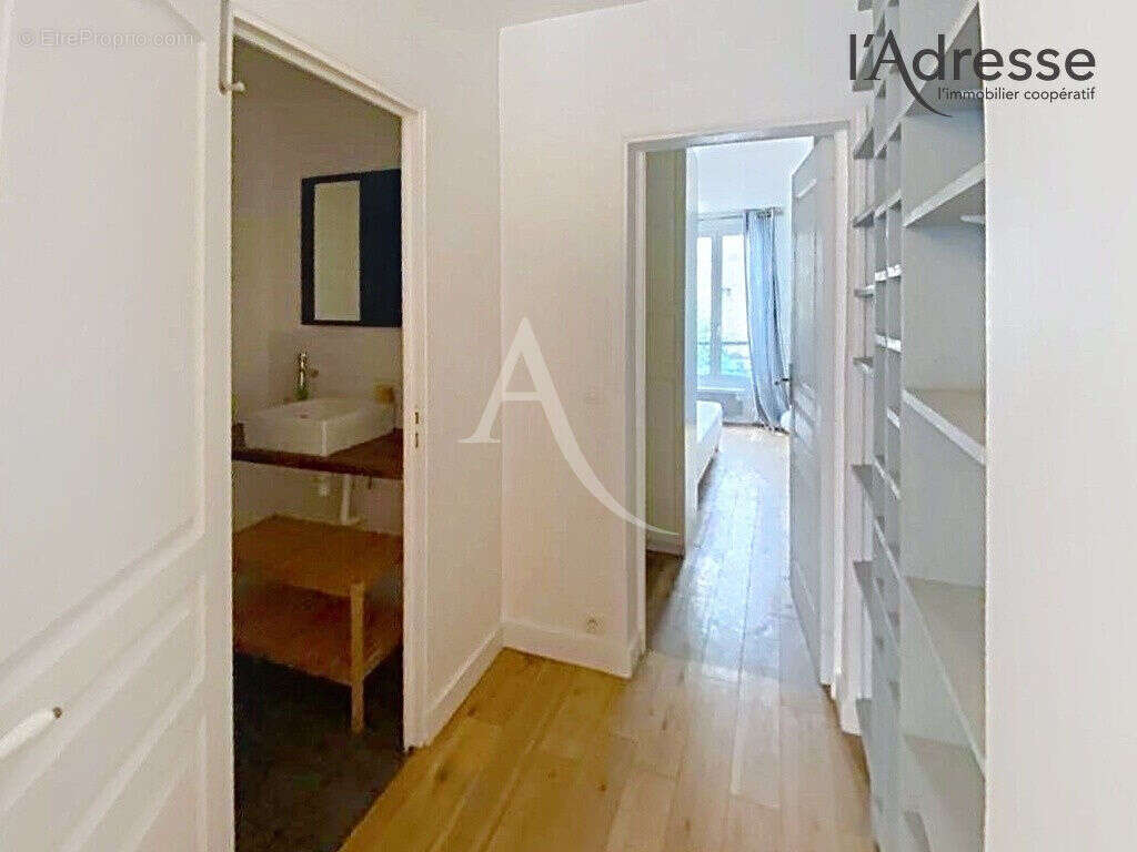 Appartement à PARIS-11E