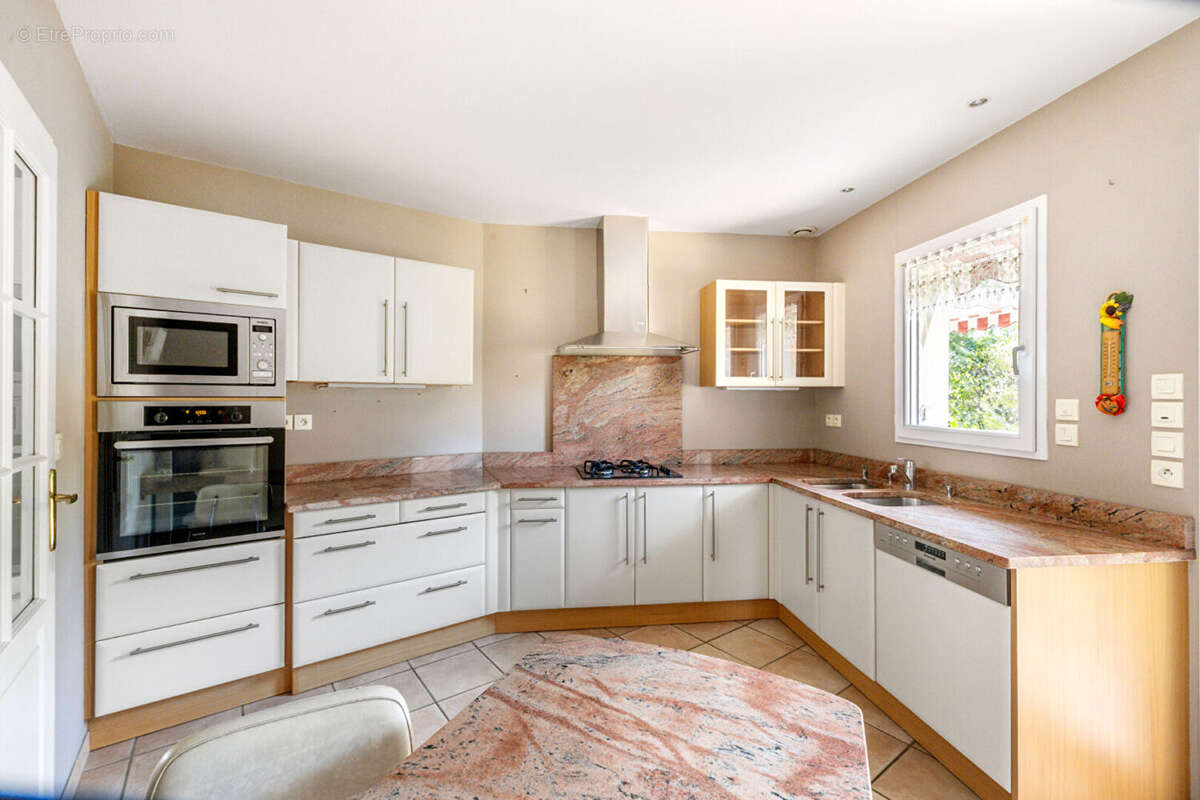Maison 146m² à léognan - photo 4