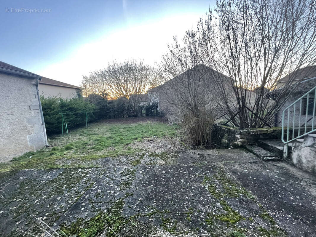 Appartement à BISLEE