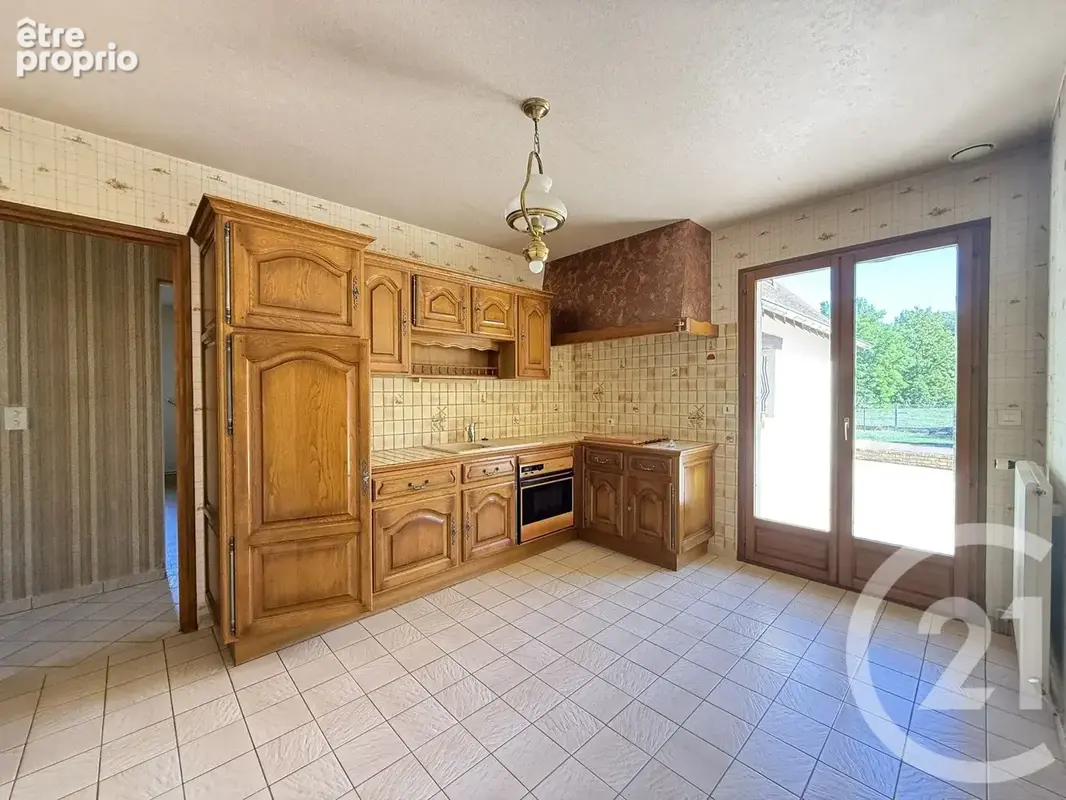 Maison 5 pièces 165 m² à vendre à Chateaudun (28200) - photo 4