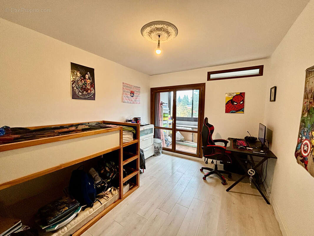 Appartement à RILLIEUX-LA-PAPE