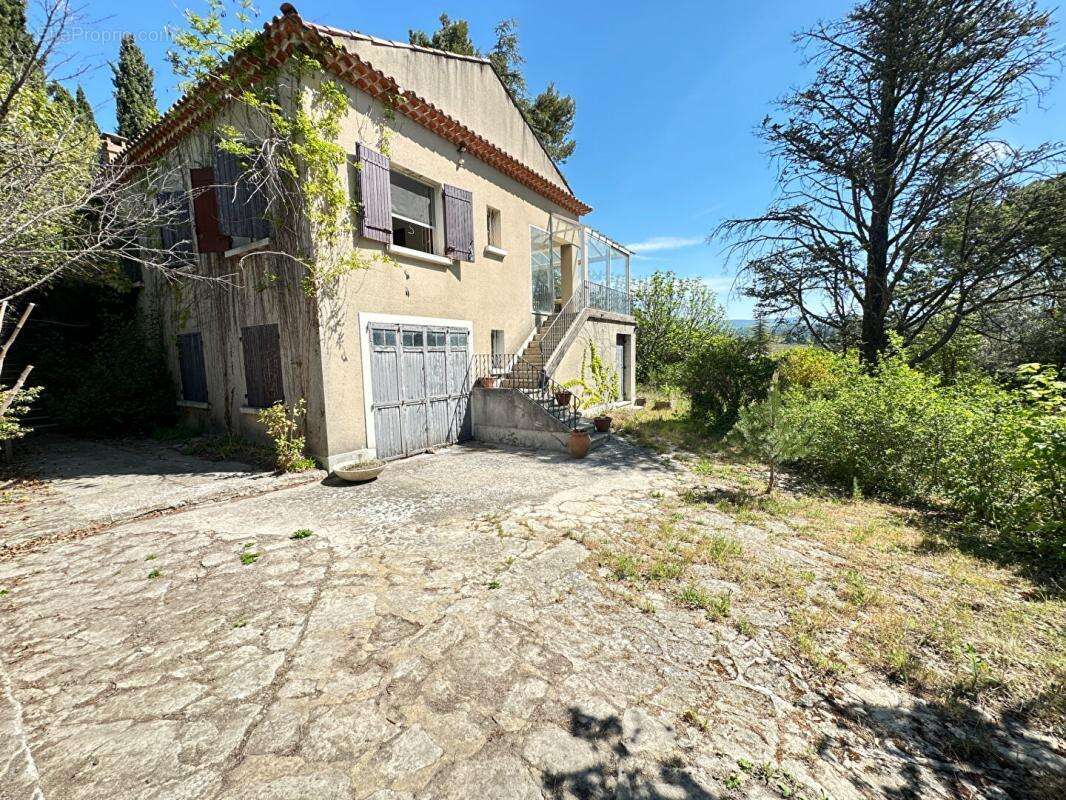 Maison à MORMOIRON
