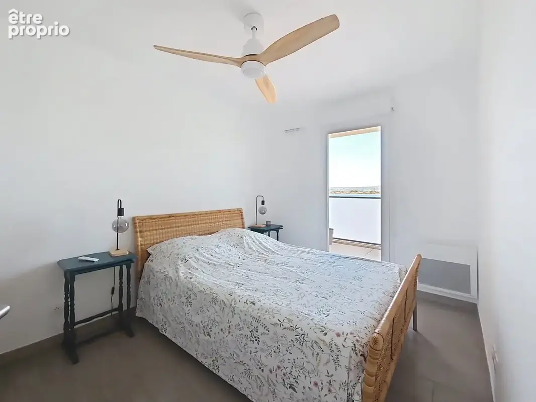 Appartement avec grande terrasse vue sur l'étang de thau et double parking - photo 6