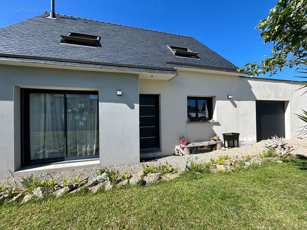 Maison à PLONEIS