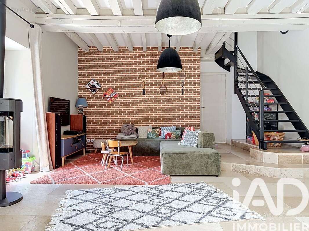 Maison 210 m² à Hermeray  - photo 6