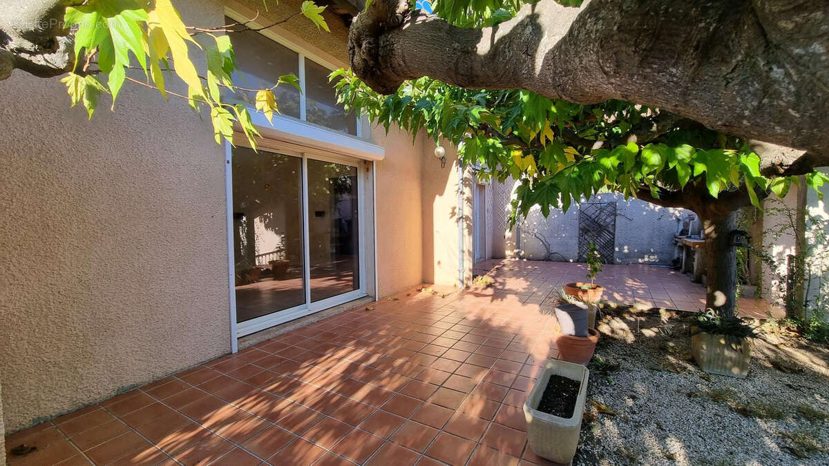 Maison à LEZIGNAN-CORBIERES