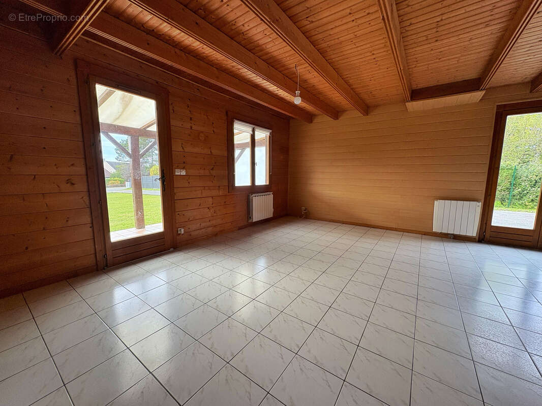 Maison à BELLE-ET-HOULLEFORT