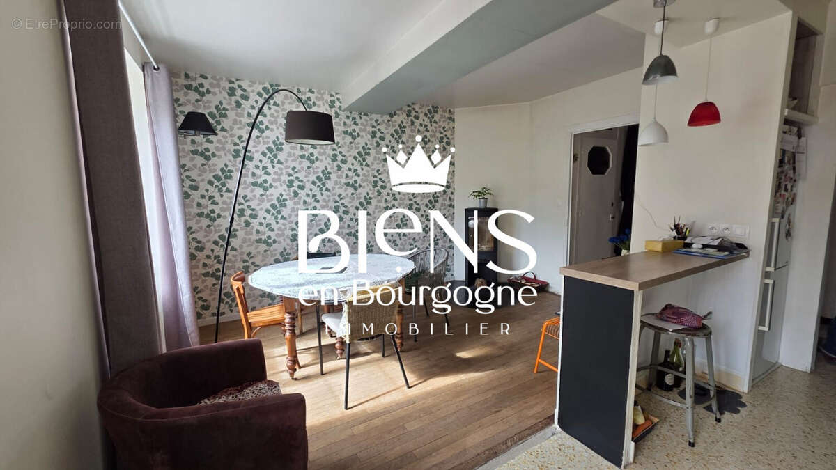 Maison à SAINT-GILLES