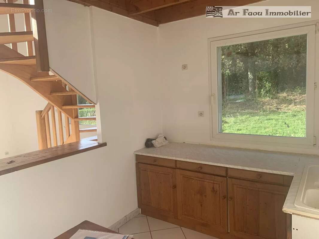 Maison à PONT-DE-BUIS-LES-QUIMERCH