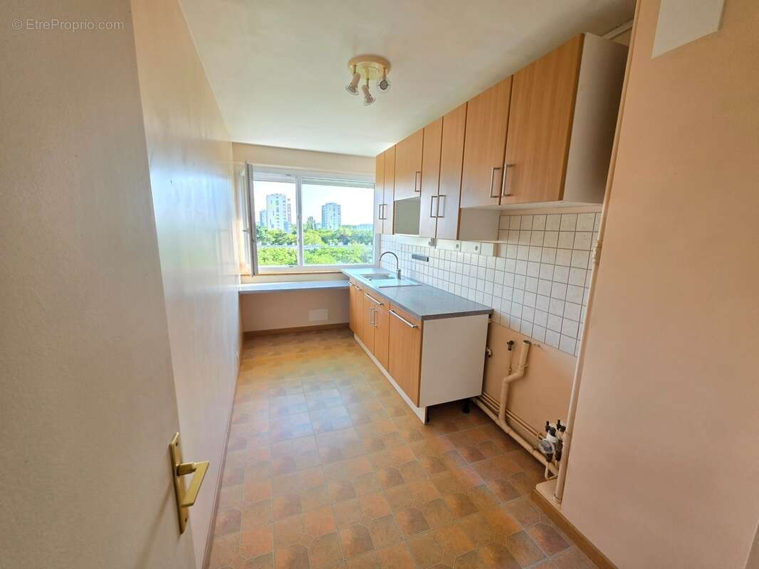Appartement à vendre 45 pièces RIS ORANGIS (91) - photo 3