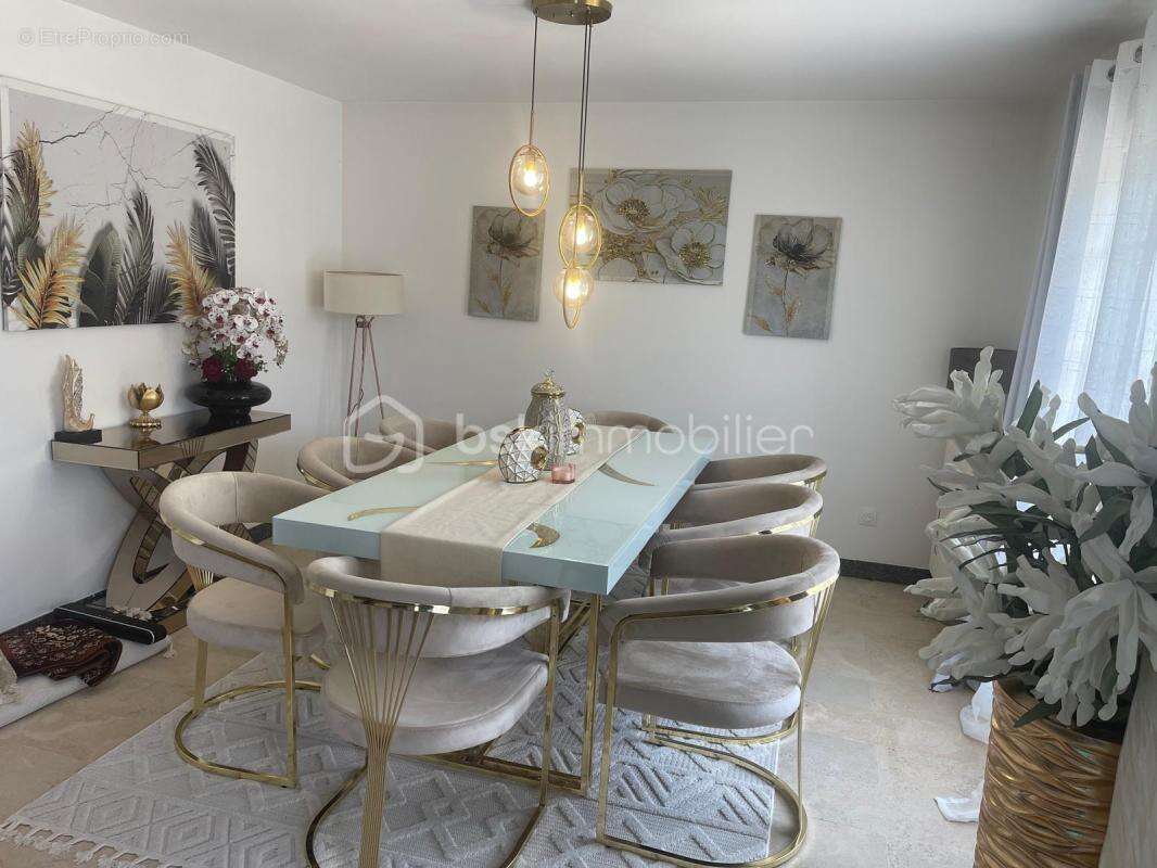 Maison à LIMETZ-VILLEZ