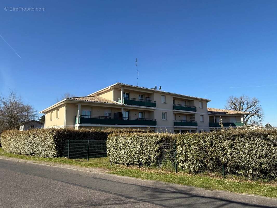 Appartement à LE BARP