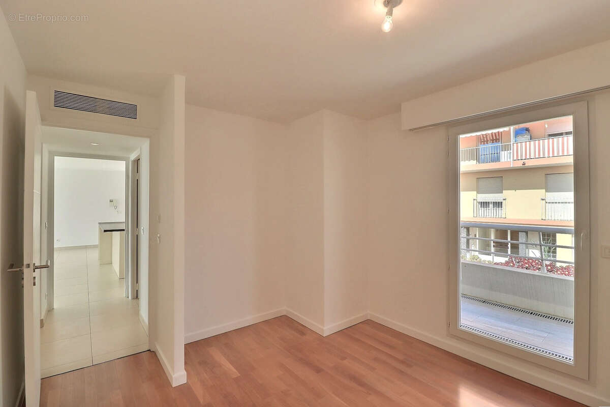 Appartement à CAP-D'AIL